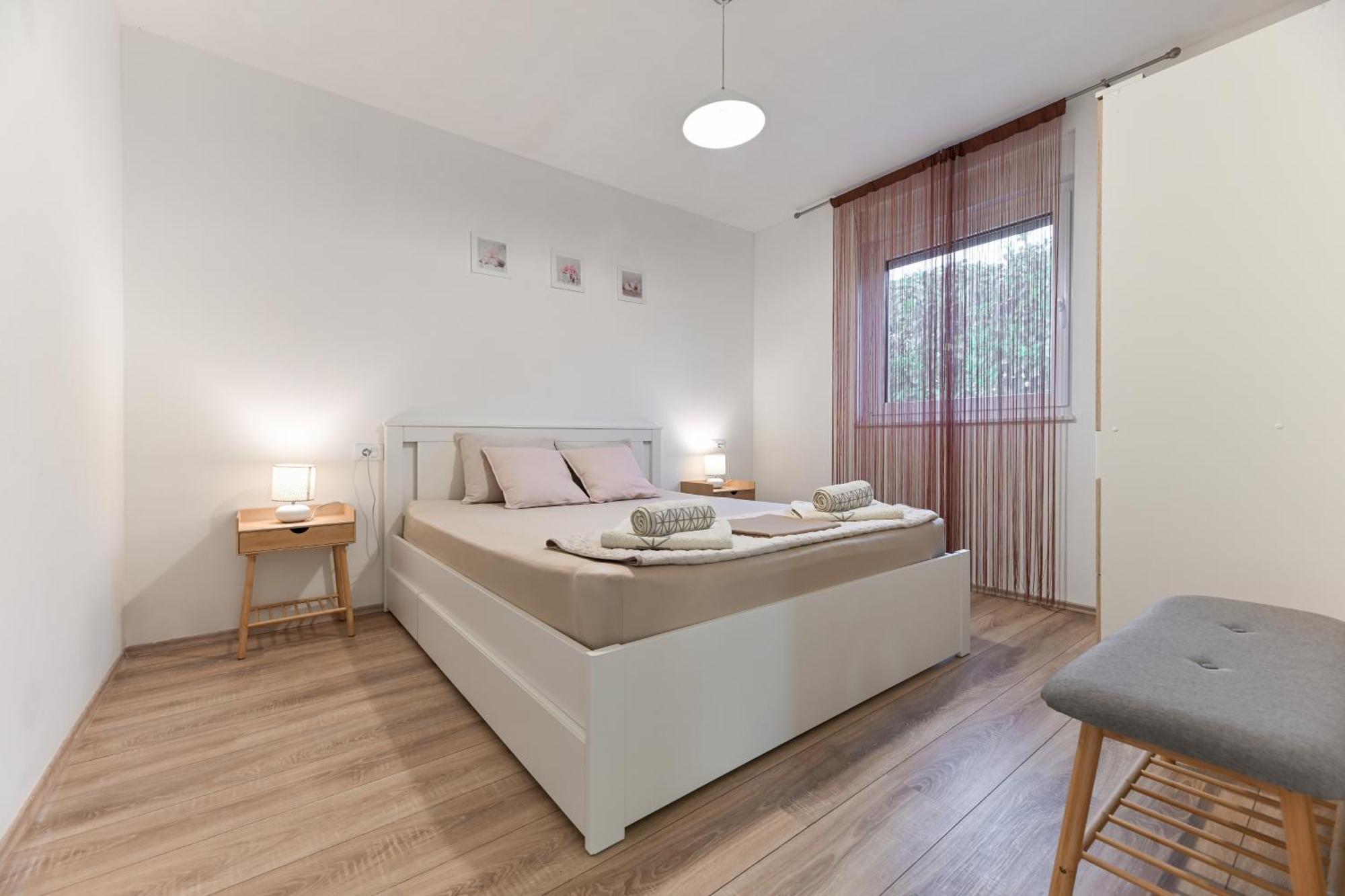 Holiday Home Aprilis With Pool, Jacuzzi And Sauna Galovac  Exterior foto