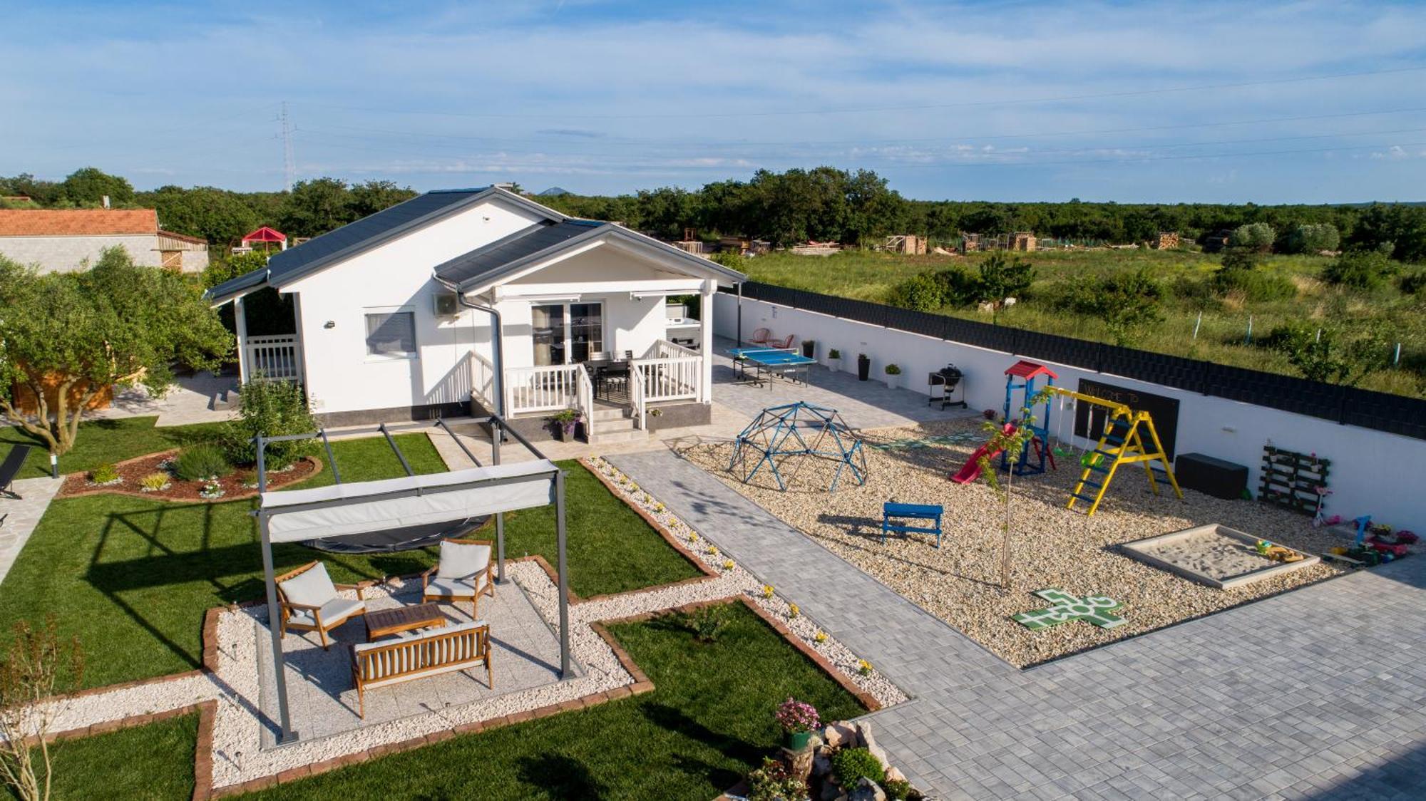 Holiday Home Aprilis With Pool, Jacuzzi And Sauna Galovac  Exterior foto